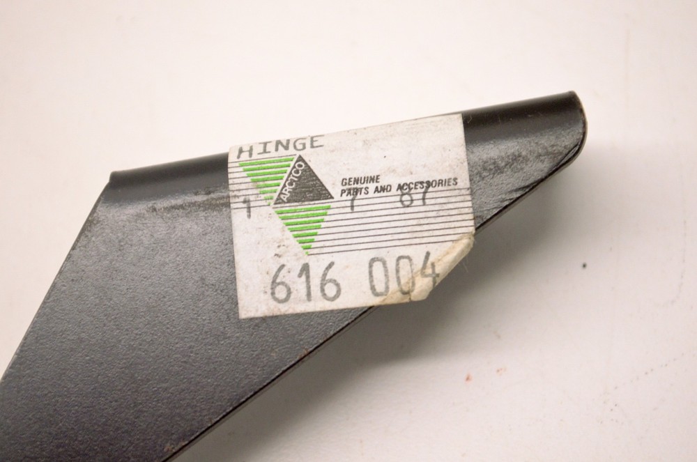 OEM Arctic Cat 0616-004 Hinge Bracket Right NOS