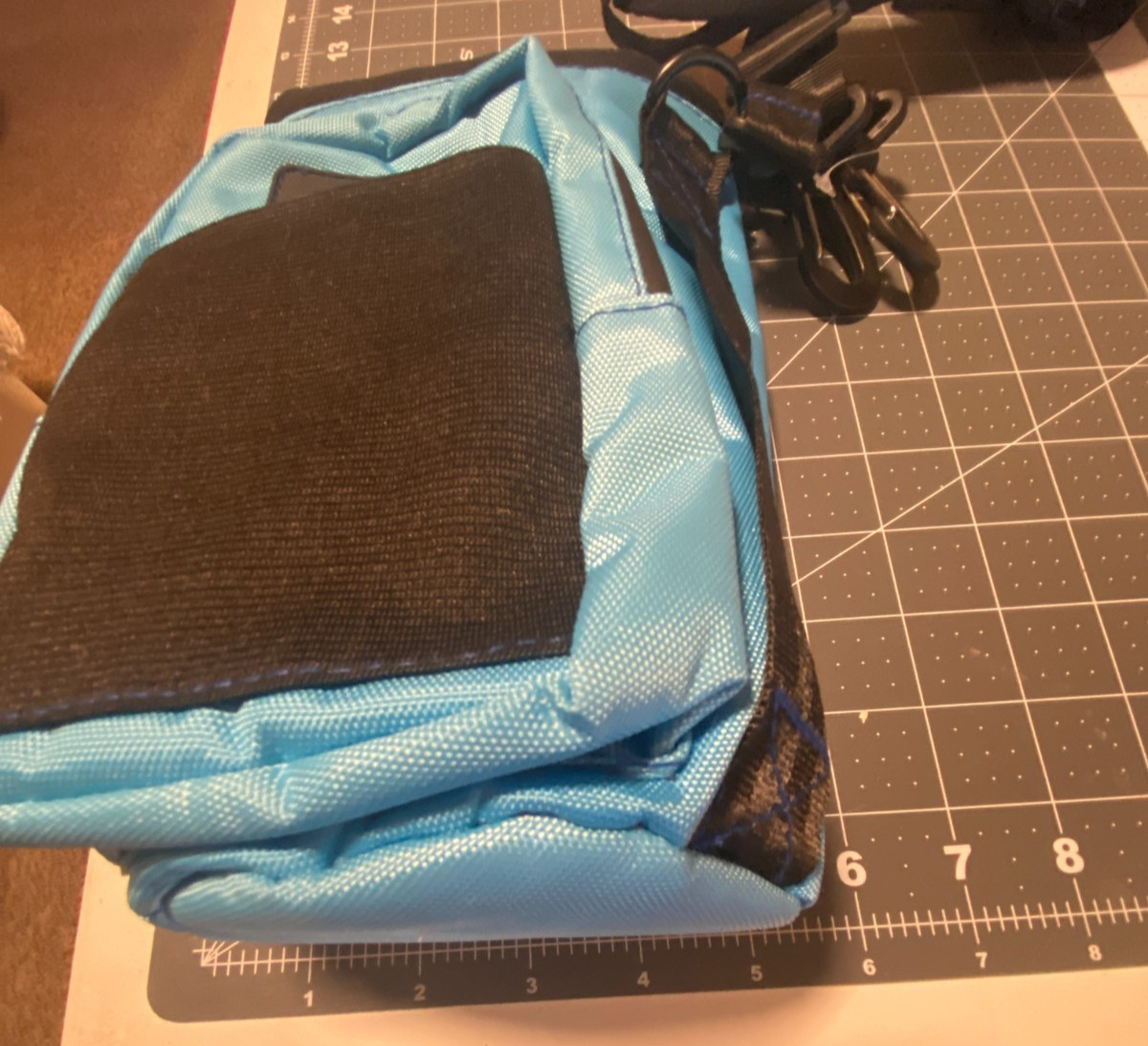 CROSSBODY WATER BOTTLE SLING BAG, ARCA HYDRO CARRIER, LAGOON BLUE, 40 OZ, NEW