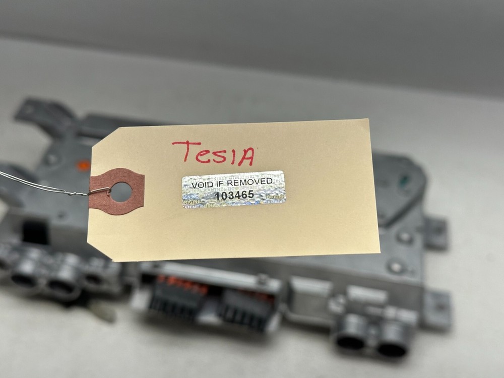 2012-2016 TESLA MODEL S REAR HIGH VOLTAGE JUNCTION BOX OEM