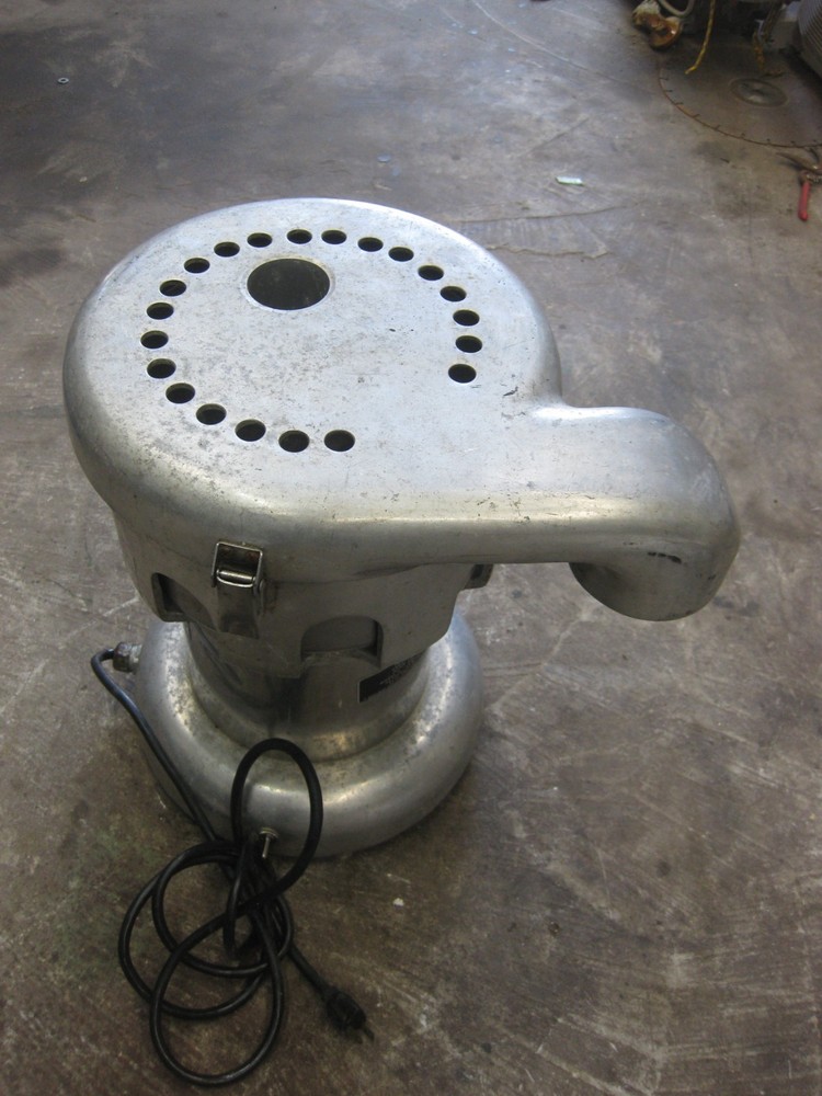 Nutrifaster Model 3 Commercial Vegetable and Fruit Juicer