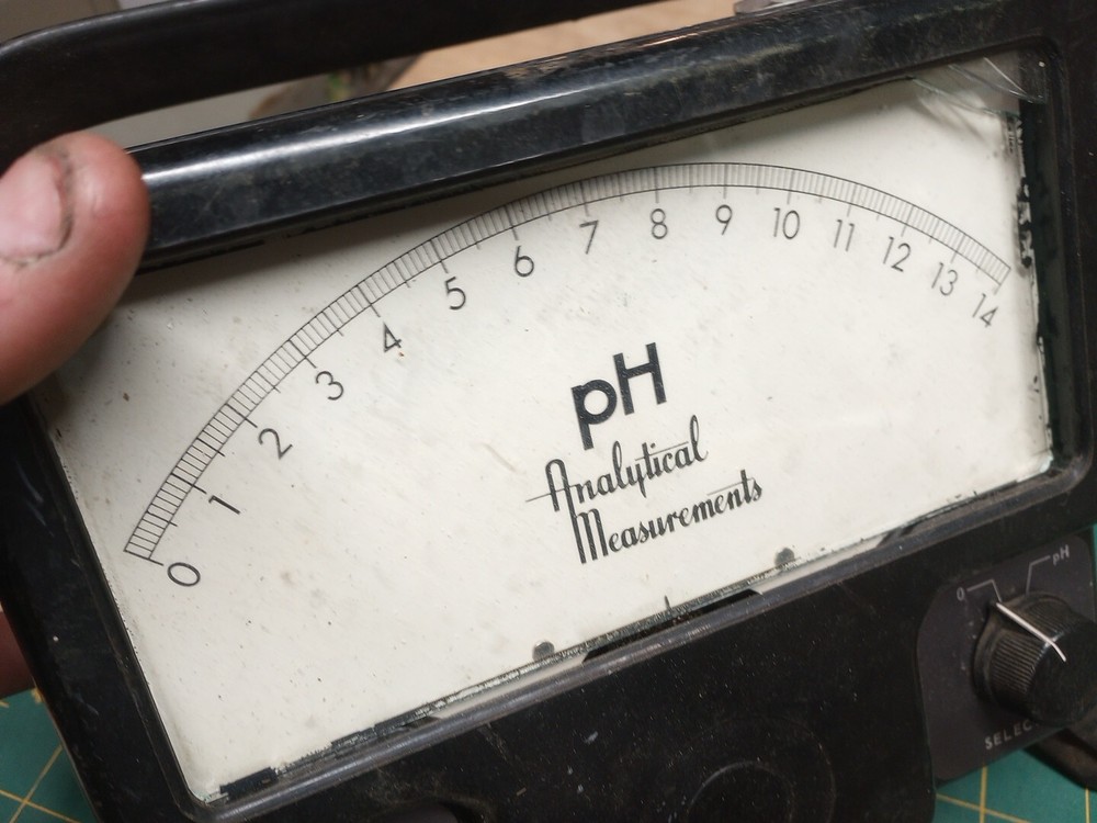 Vintage Ph Meter