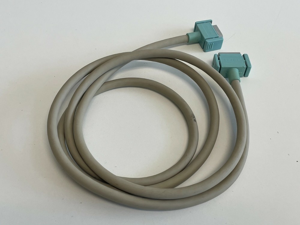 L8: Philips M3081-61602 Connector Adapter Cable