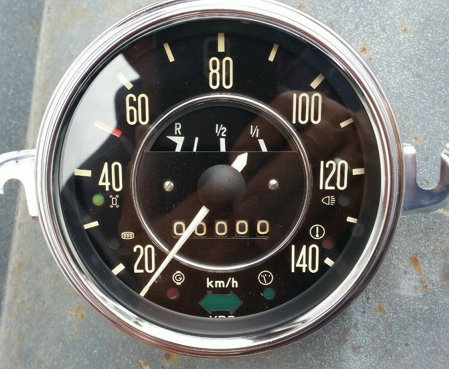 VW Beetle Speedometer Chrome Ring Installed From 9.68 To 8.69 7 Indicator Lights