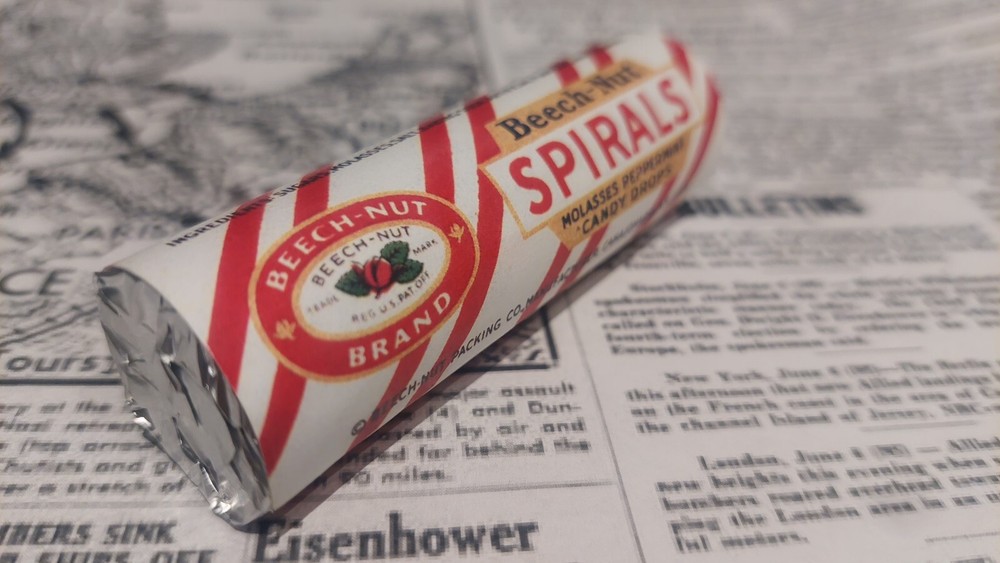 American WW2 Beech Nut Spirals sweets -  repro packs