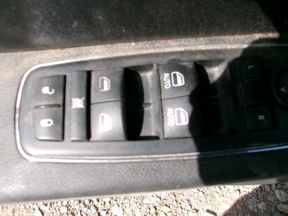Used A/C Selector Switch fits: 2013 Chrysler 300 control module Grade A