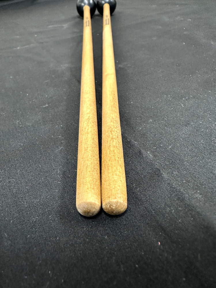 Innovative Percussion FS550 Extra Hard Xylophone Mallets-EXCELLENT