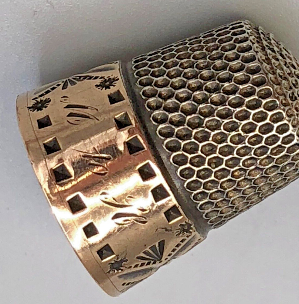 Vintage Sterling Silver and Gold Border Thimble