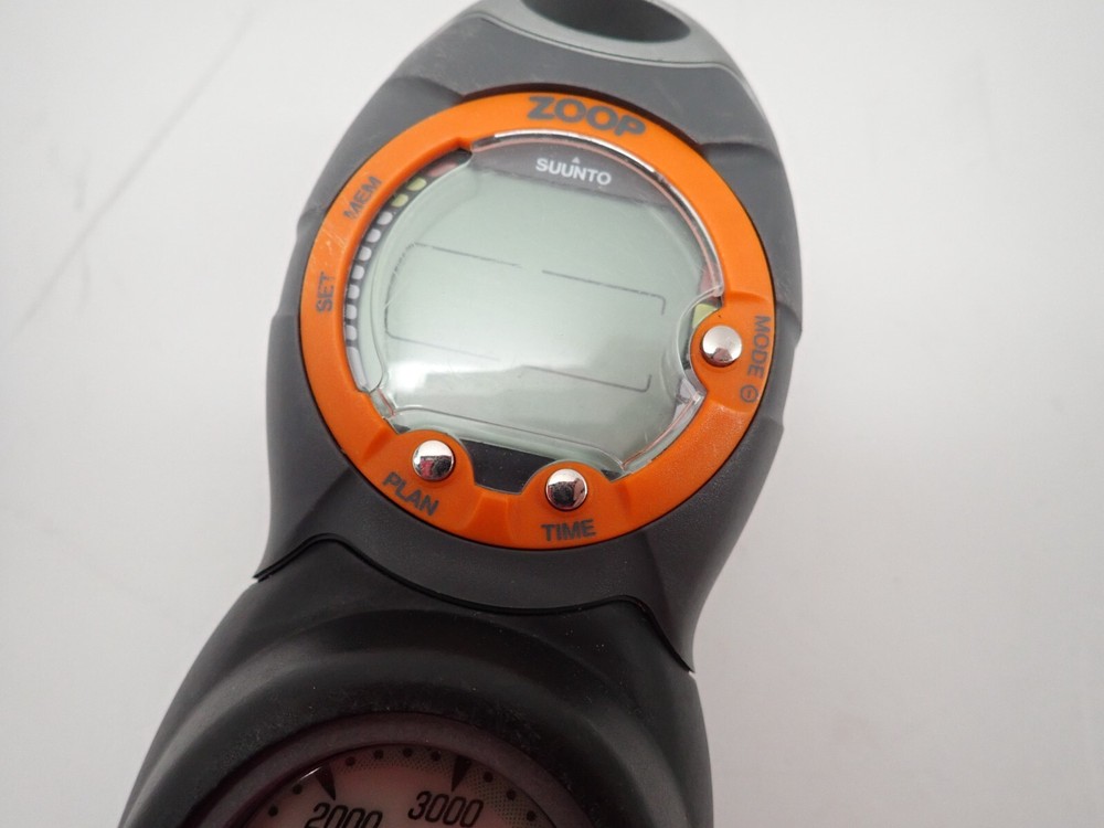 Suunto Zoop Dive Computer & Compass Set