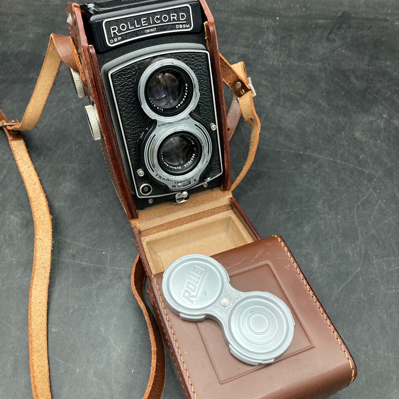 Vintage Rolleicord IV Reflex/Box Camera in Leather Case w/Original Box/Manual