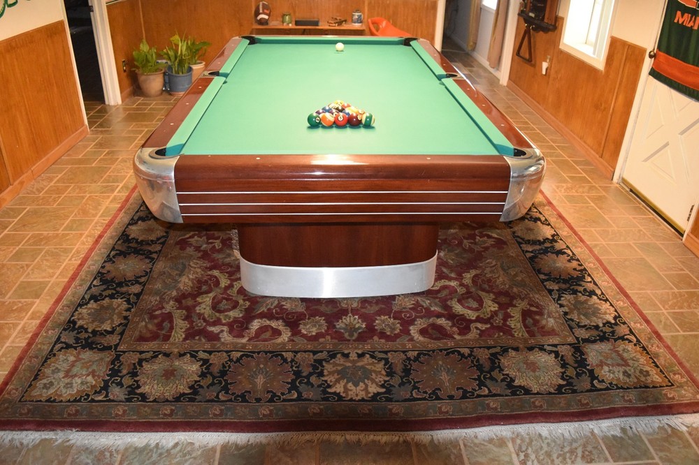 Brunswick Vintage Anniversary 8' Pool Table