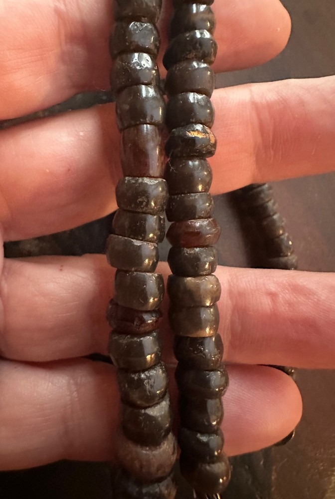 (B) Ancient Neolithic RARE Black Agate Stone Beads Necklace