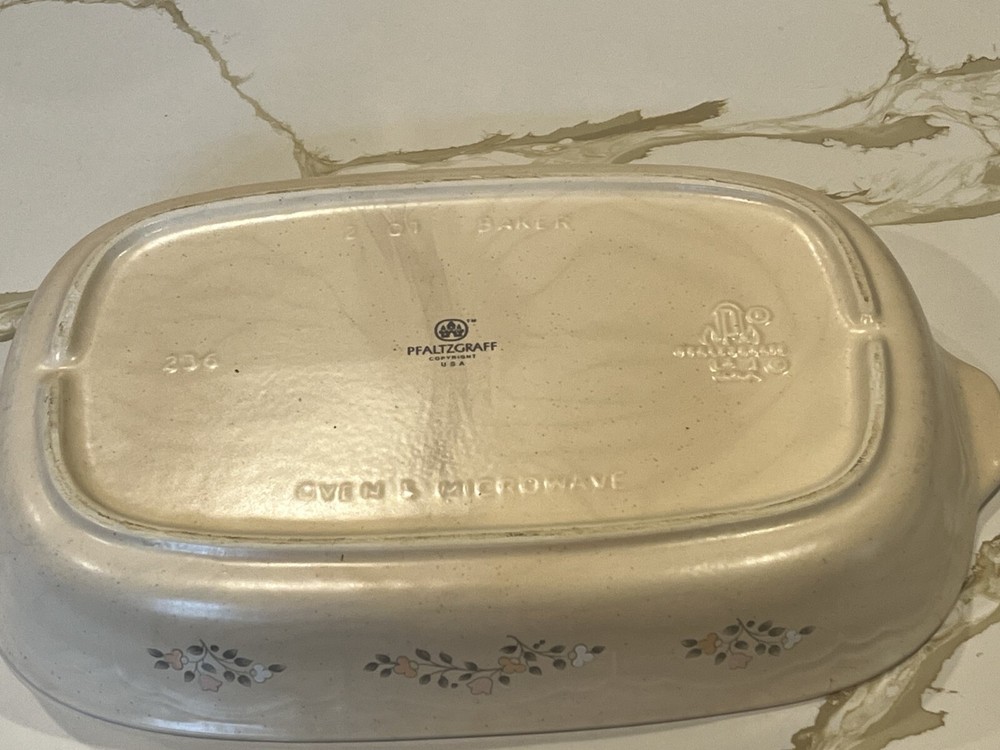 vintage pfaltzgraff 2 Quart Baker Baking Pan Oven Microwave Remembrance pattern