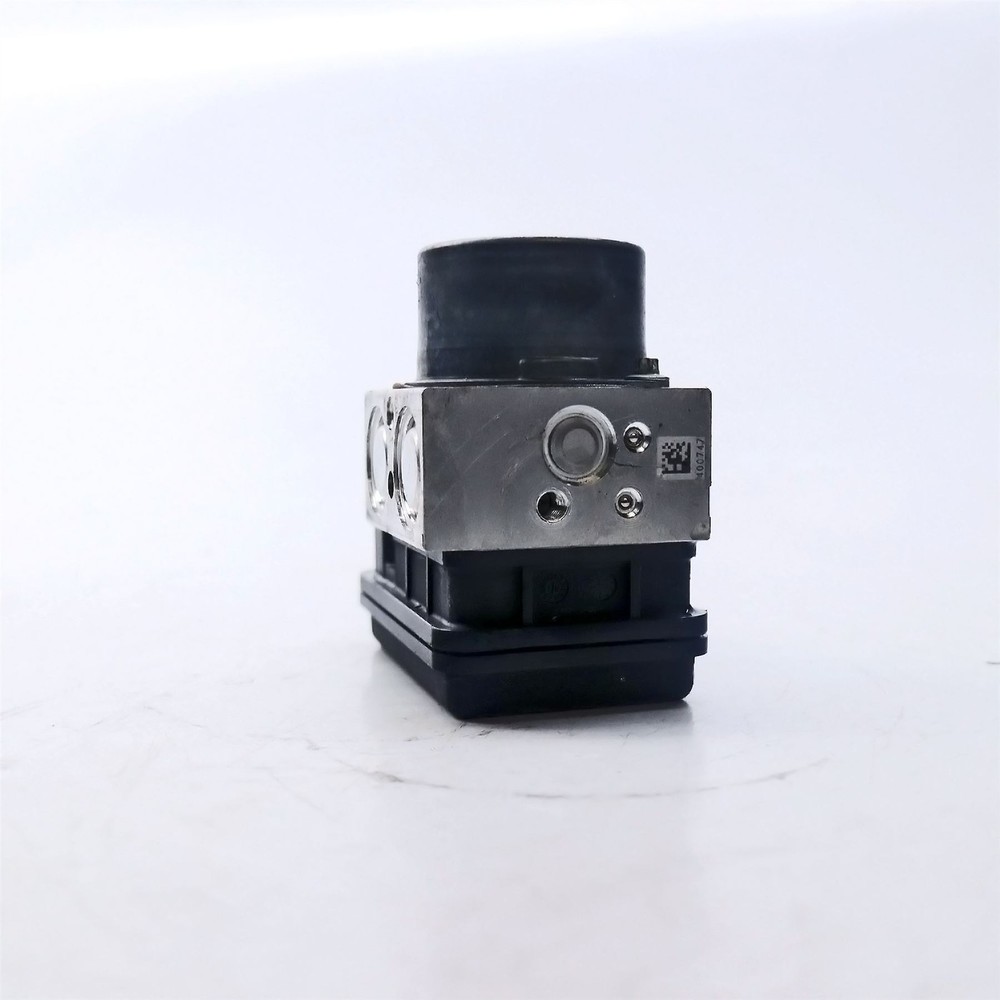 2020 KTM 790 Duke ABS Modulator - 64142031044