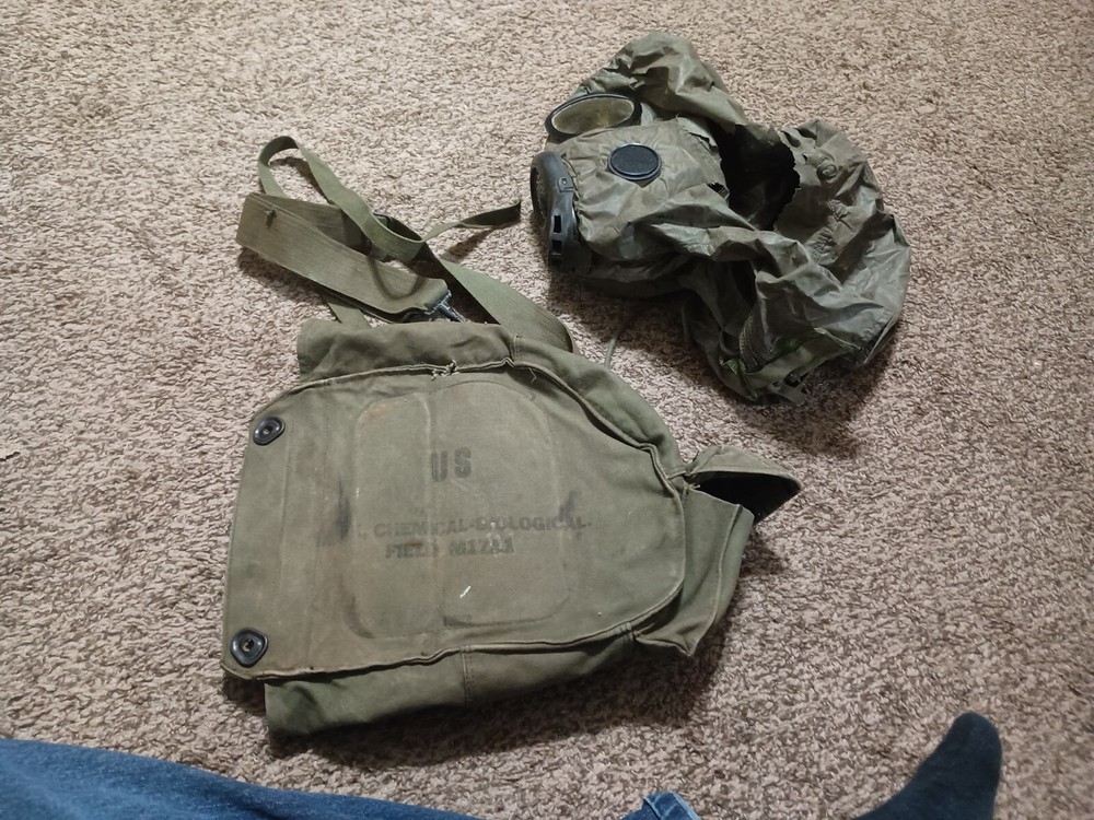 Vintage US Gas Mask