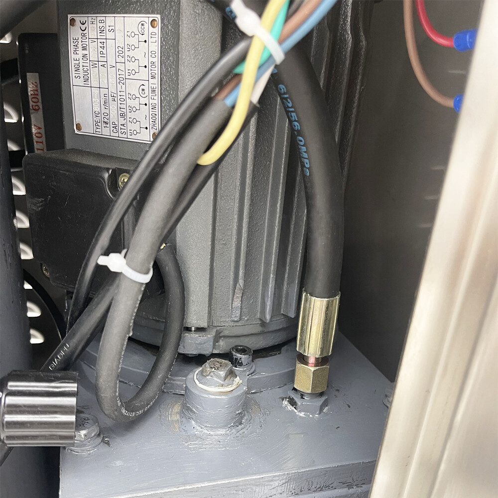 110V 26L Commercial Hydraulic Sausage Stuffer Filler SF260 with 3 Filling Nozzle