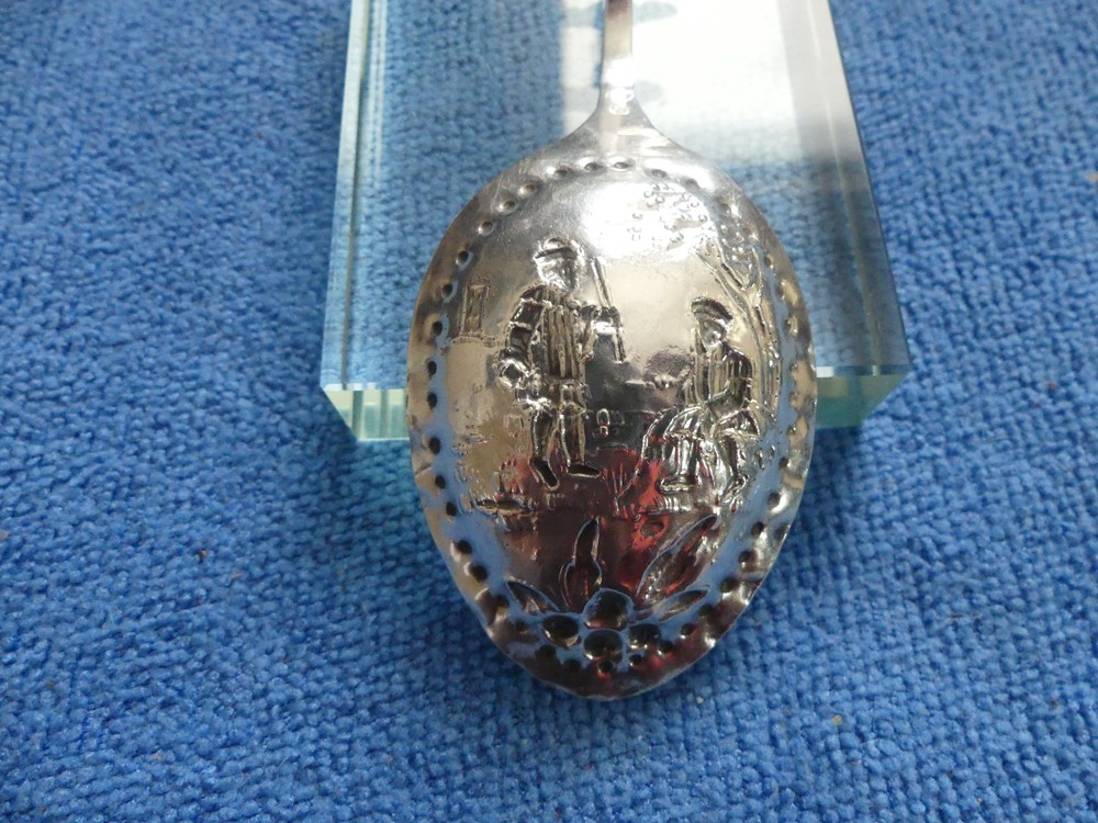 18th Century Dutch Silver Caddy Spoon Crowned Leopard Head