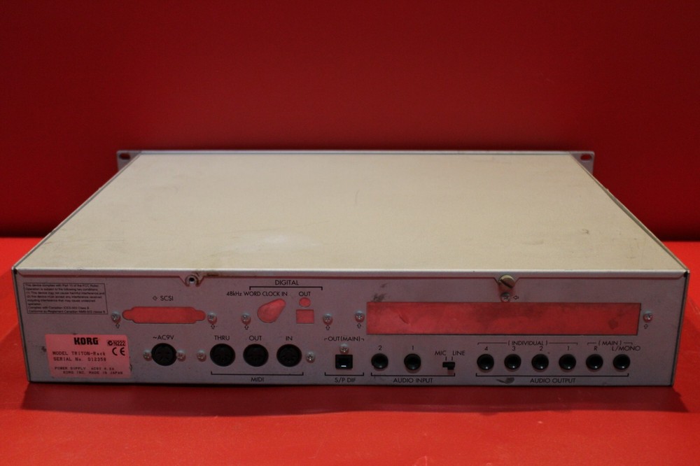 USED Korg Triton Rack Expandable Hi Module Sampler Synthesizer U1937 230804