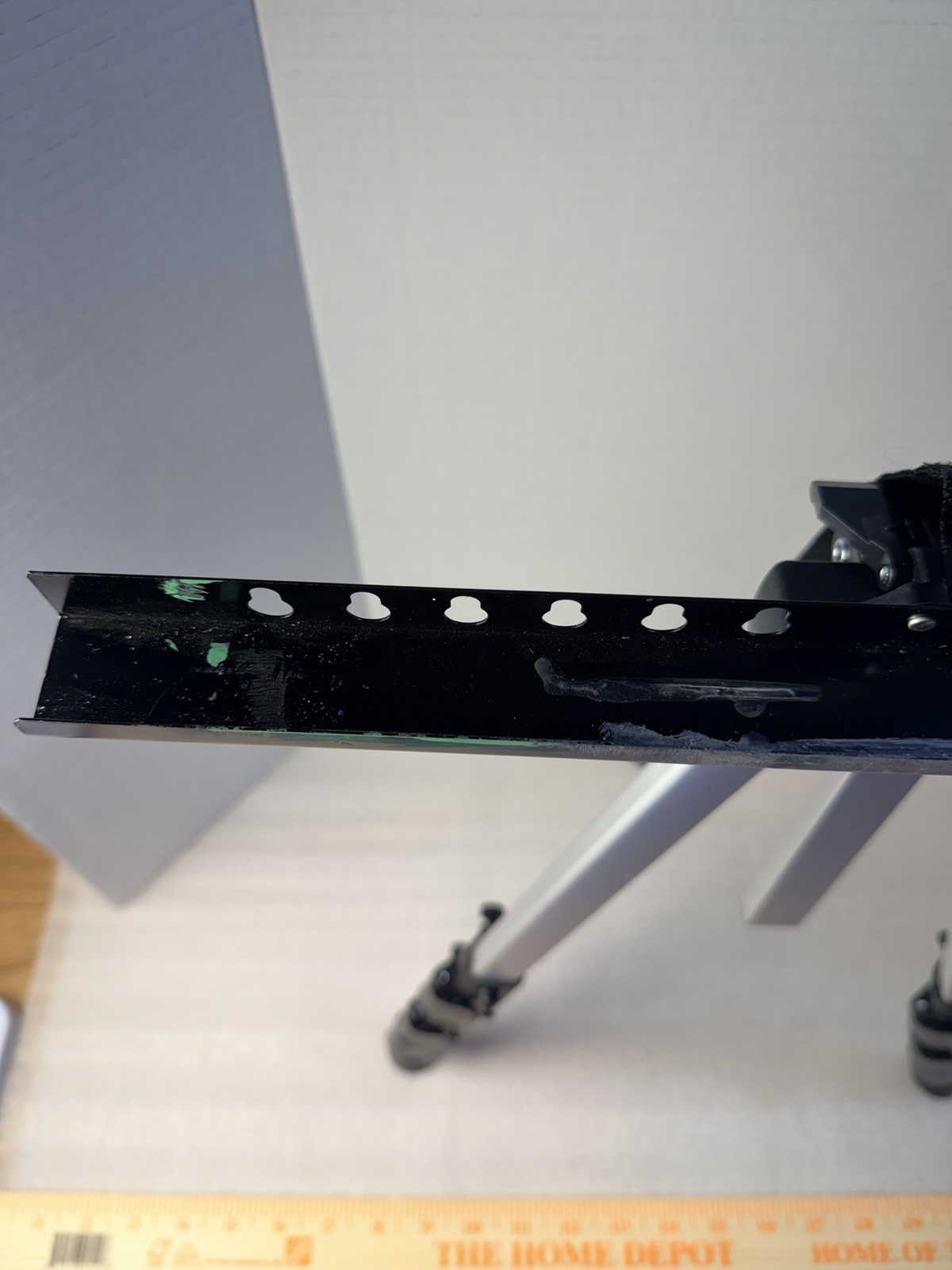 Curate Aluminum Stretch Field Easel - Silver Aluminum - 63 inch - Adjustable Art