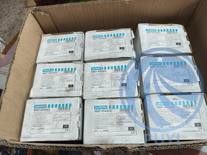 1 PC NEW-OPEN-BOX 5SD7474-0CC Surge Protector