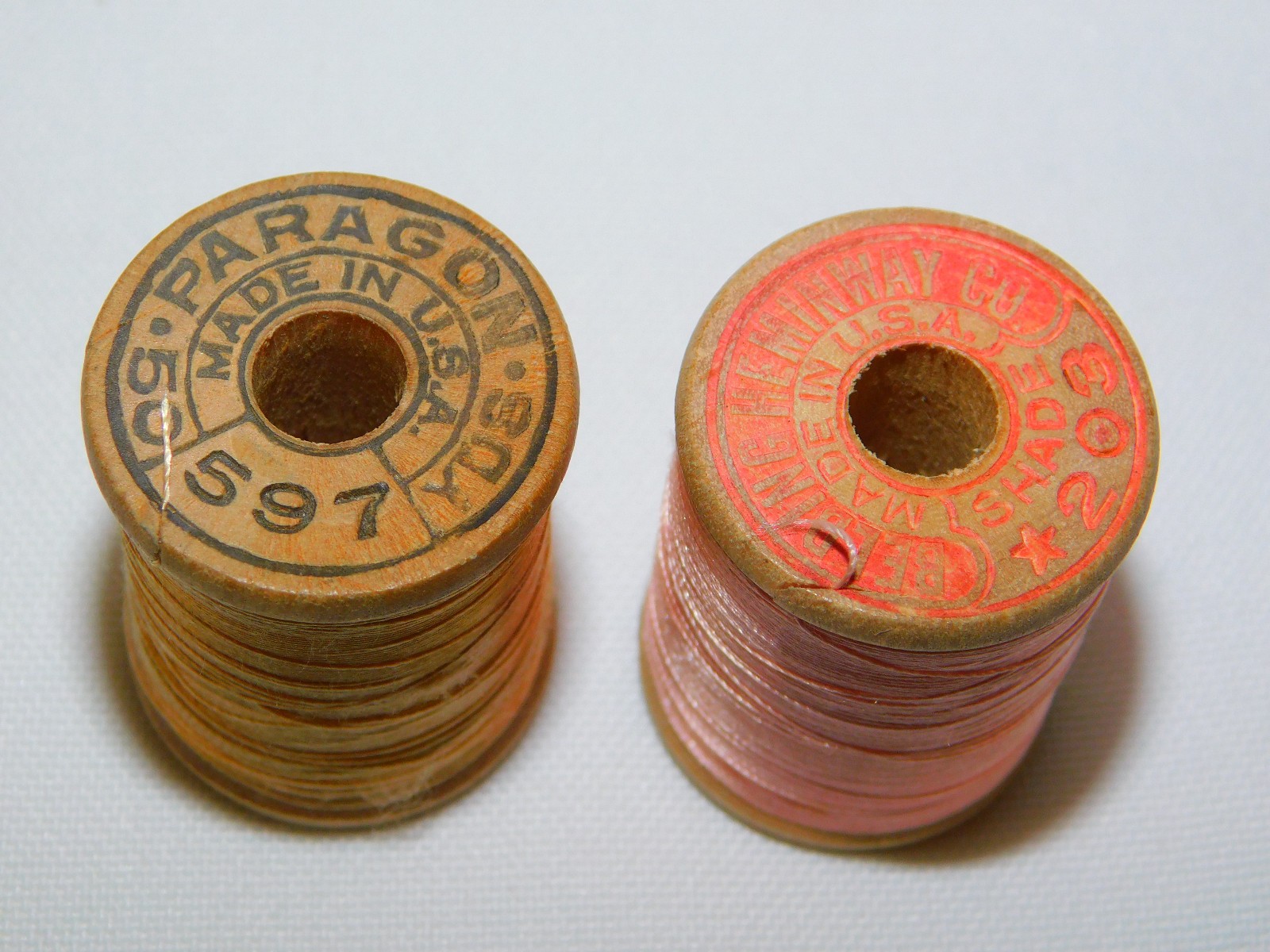 2 Vintage PARAGON BELDING HEMINWAY PURE SILK THREAD Wooden Spools Pink Ivory