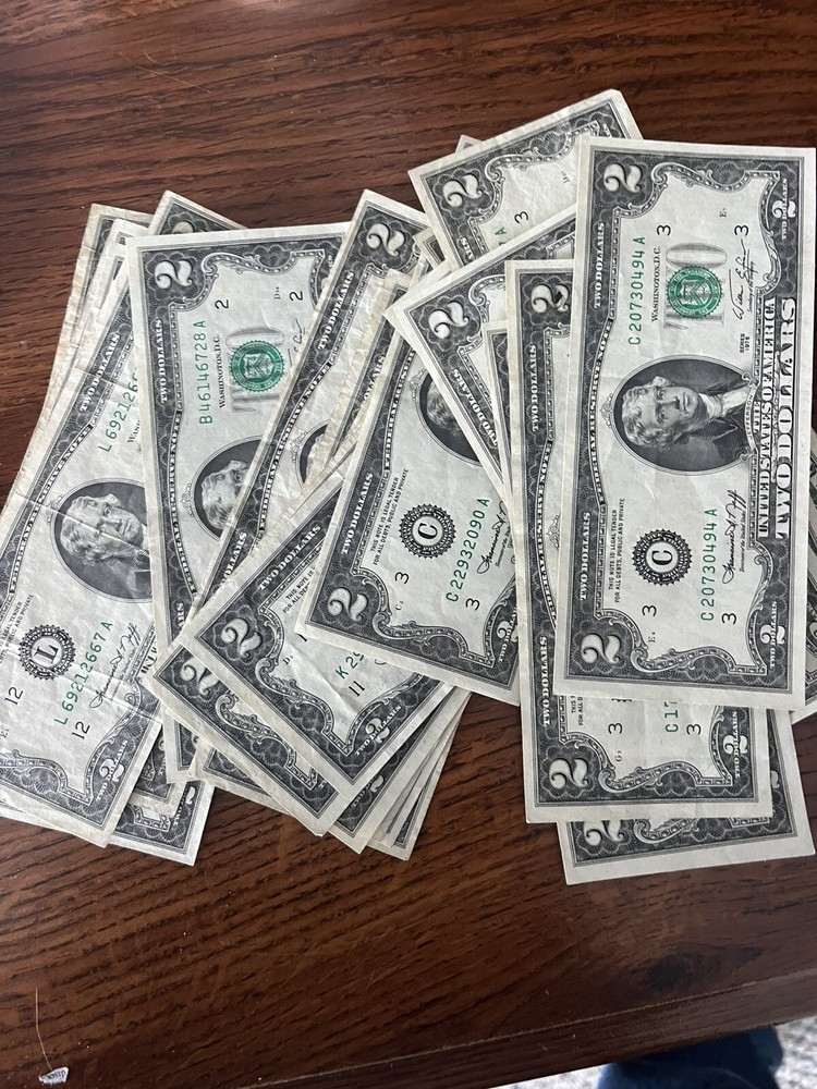 $2.00 U.S. Dollar Bills, common circulated