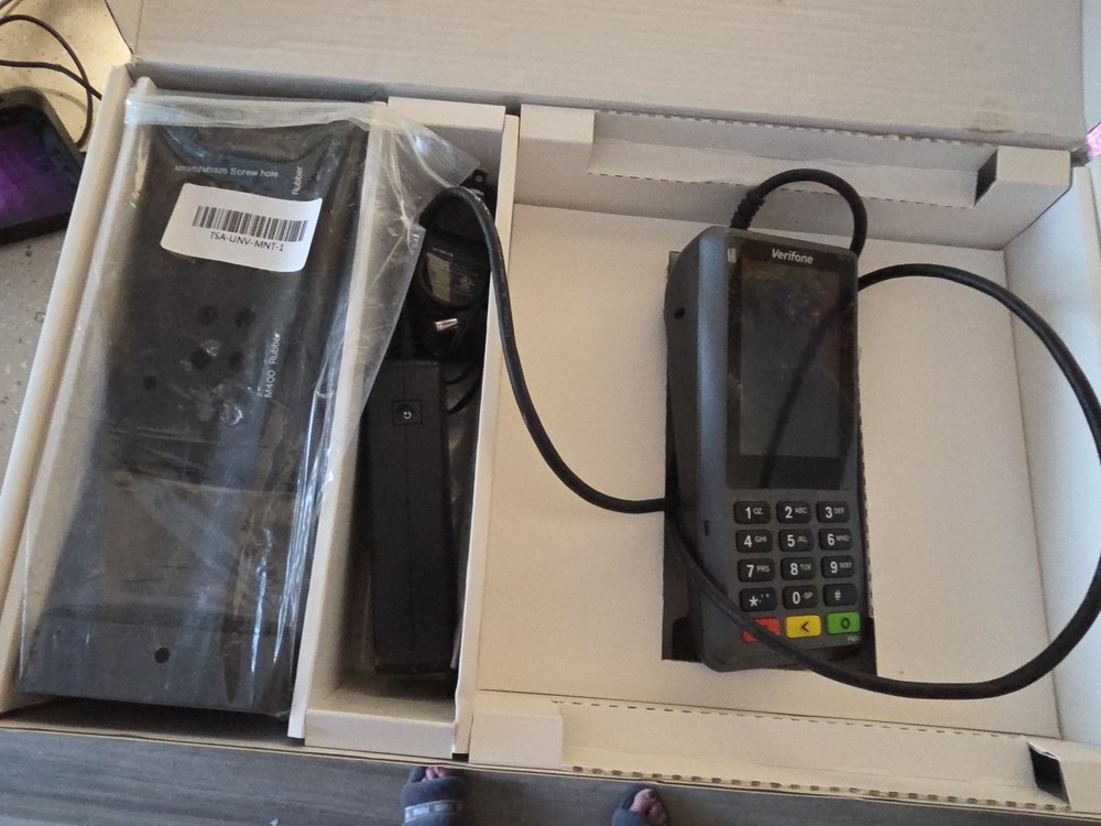 2 Verifone Card Reader Systems
