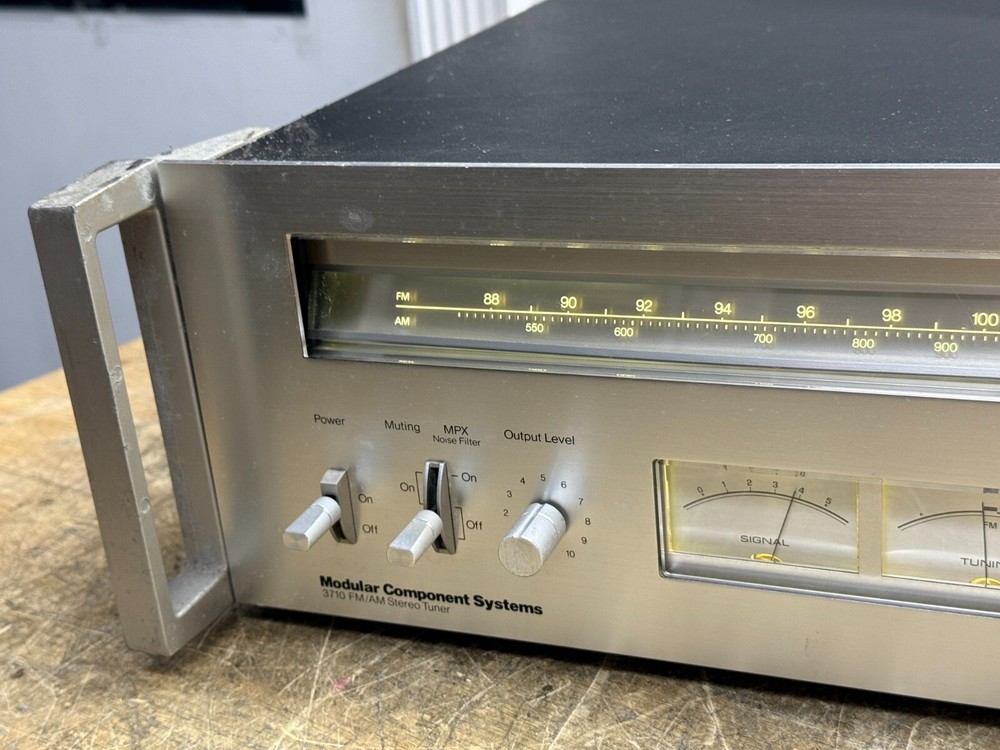 MCS 3710 Modular Component Systems Vintage Stereo AM/FM Tuner