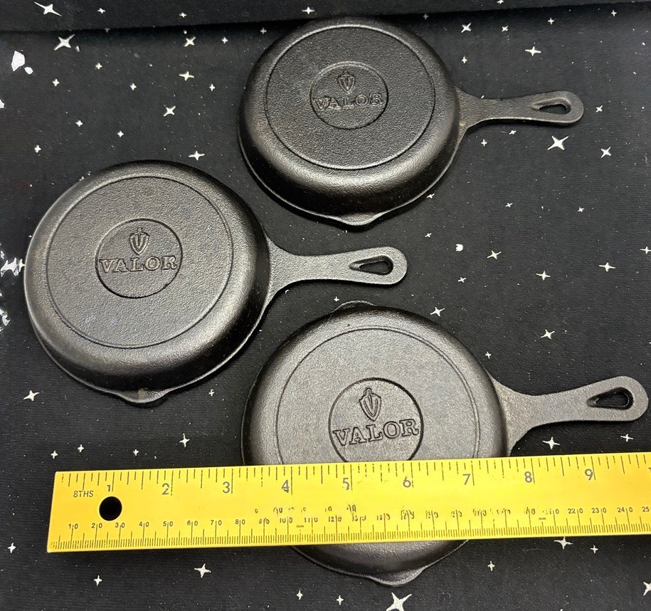 3 Valor Small Cast Iron Skillets 4.5" Diameter
