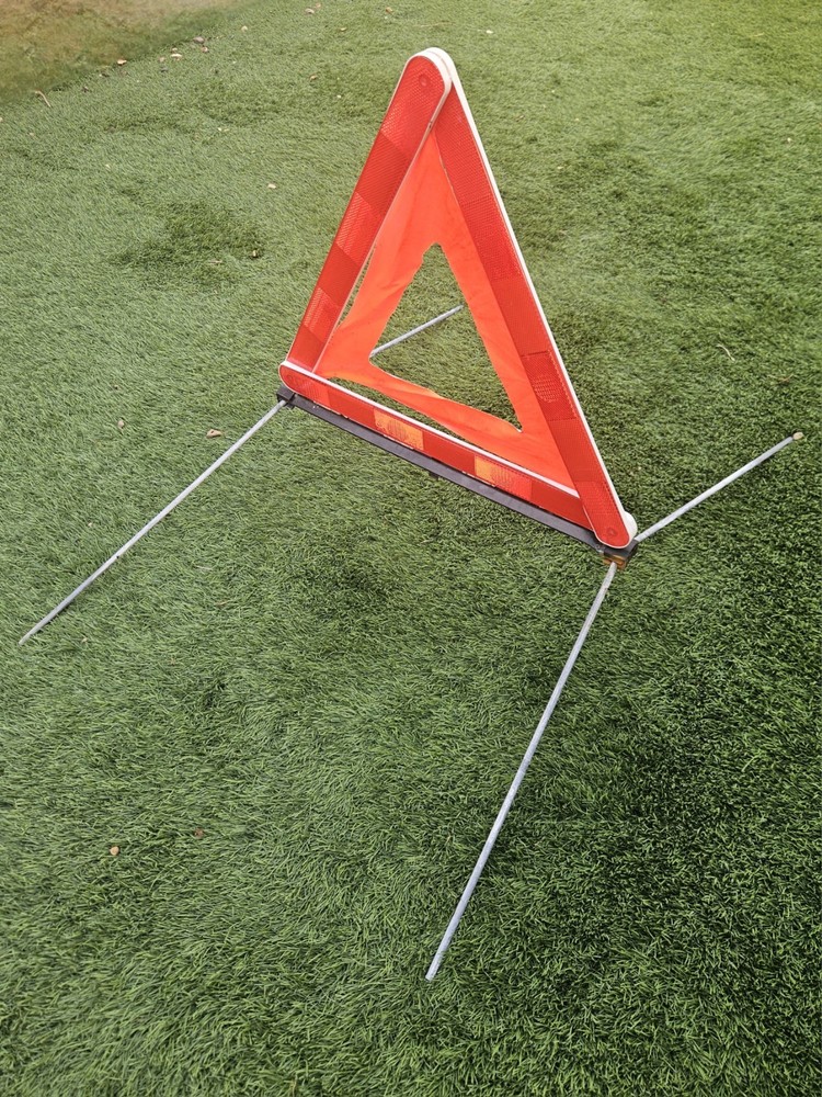 Genuine BMW E36 Warning Triangle with box