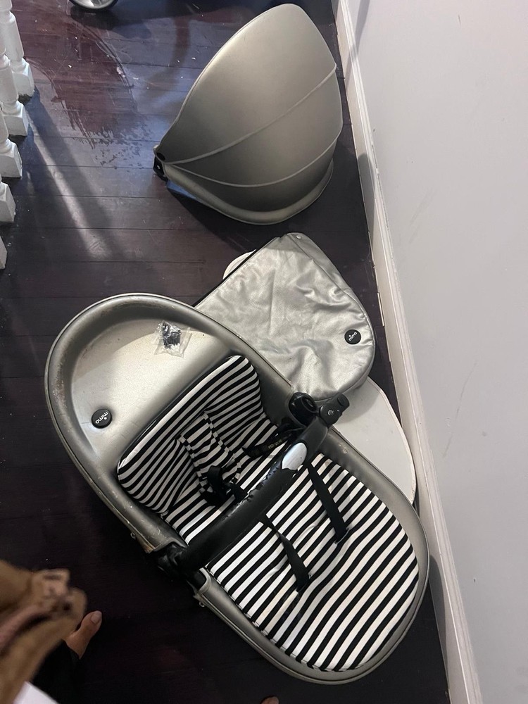 Stroller Mina Xari Especial Edition Used