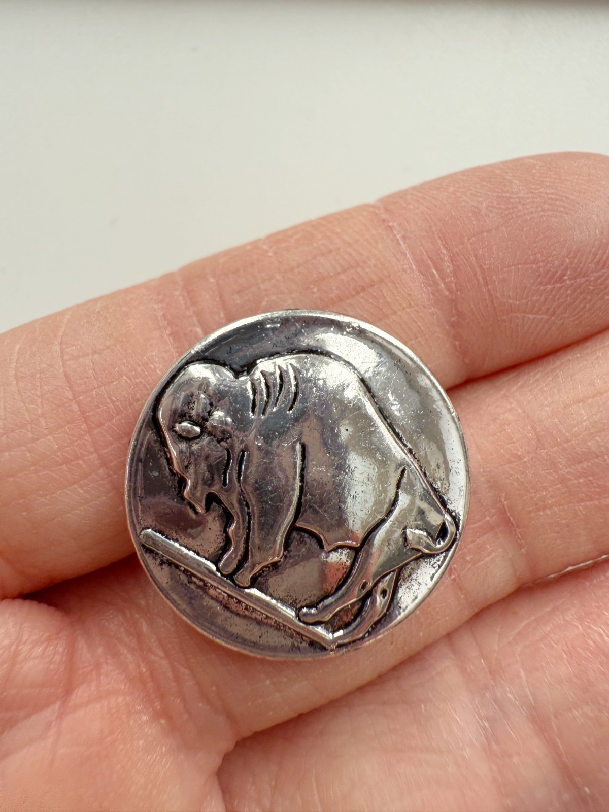 8PC Antiqued Silver Buffalo Metal Buttons Shank Buttons 21mm