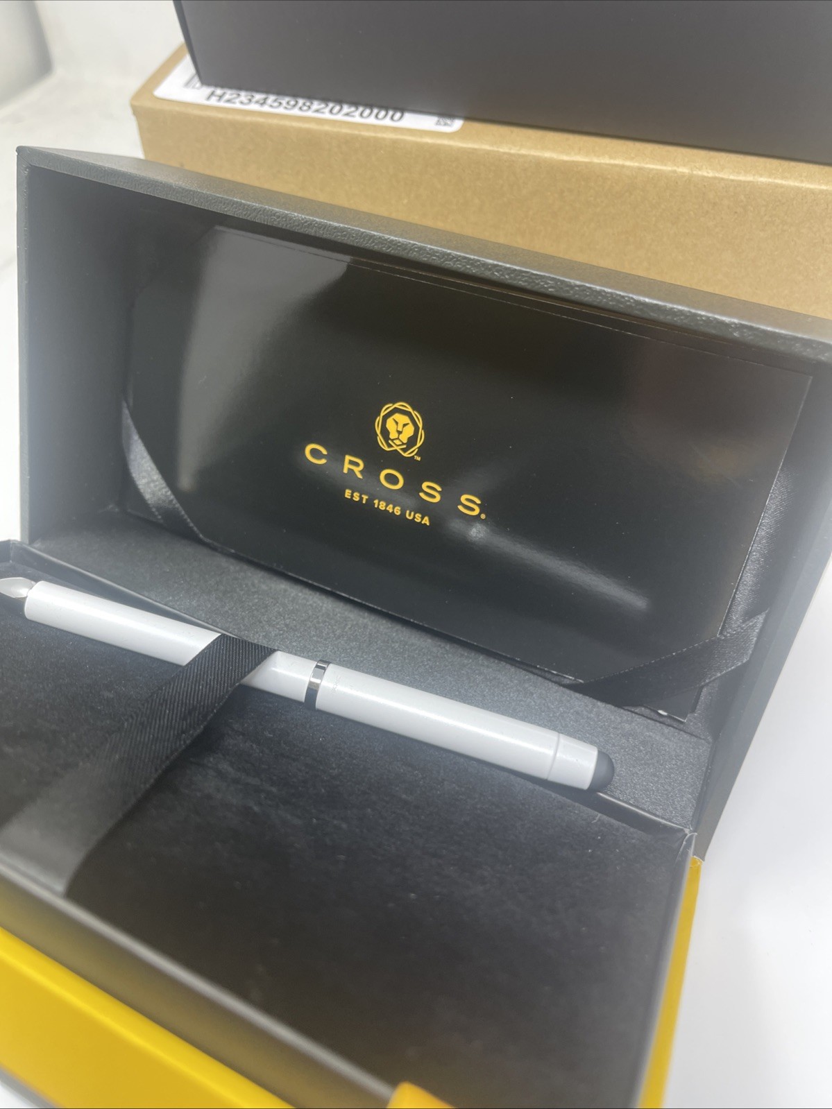 Cross Tech3+ Multifunction Pen W/ Stylus Ballpoint Pen + 2 Refills, Pearl White