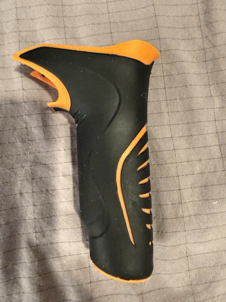 Dye M2 M3 Regulator Grips