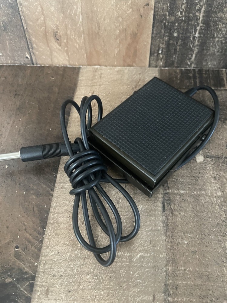 Yamaha Momentary Foot Switch Pedal-untested