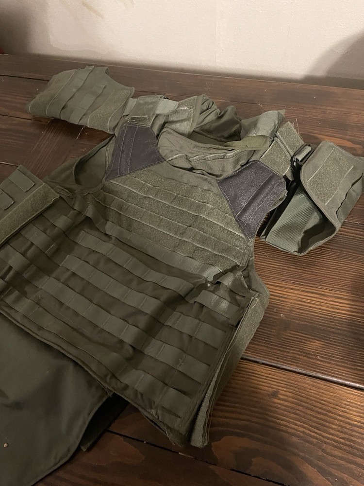 Tactical plate carrier