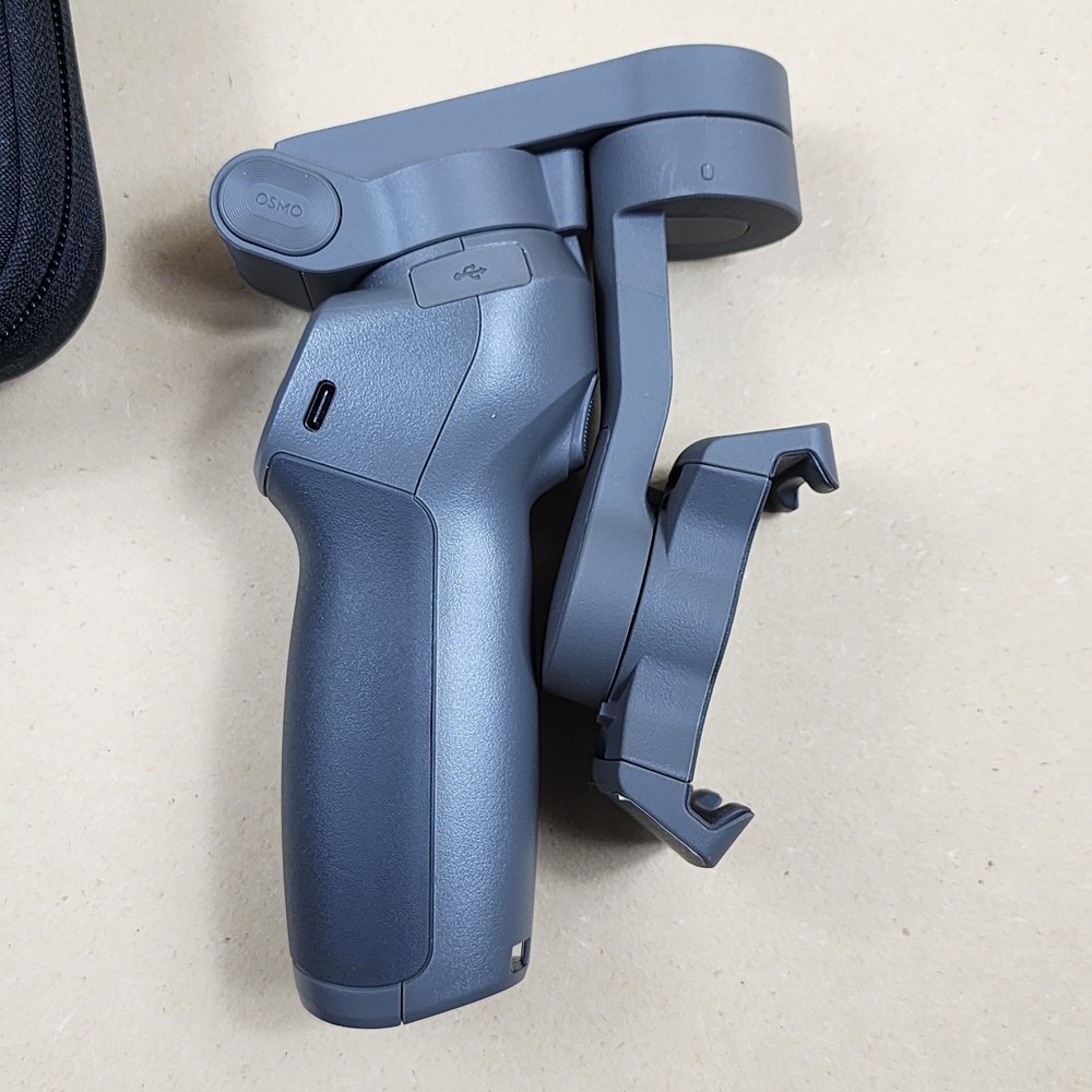 DJI Osmo Mobile 3 Gimbal Stabilizer Gray Used