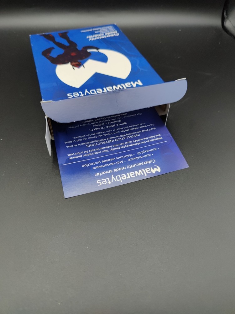 Malwarebytes Anti-Malware 2017 - 3 PCs / 1 Year Cybersecurity Key Code Open Box