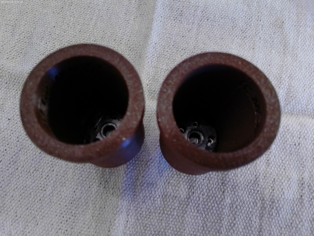 PAIR OF 5-PIN PLUG-IN COIL FORMS FOR HAM OR OTHER RADIO PROJECTS