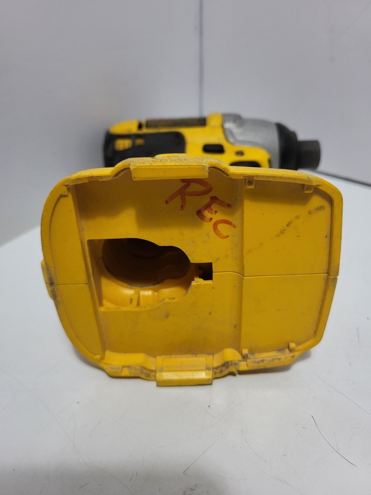 Dewalt DCF826 18V Impact Driver 1/4" - TOOL ONLY - Tested