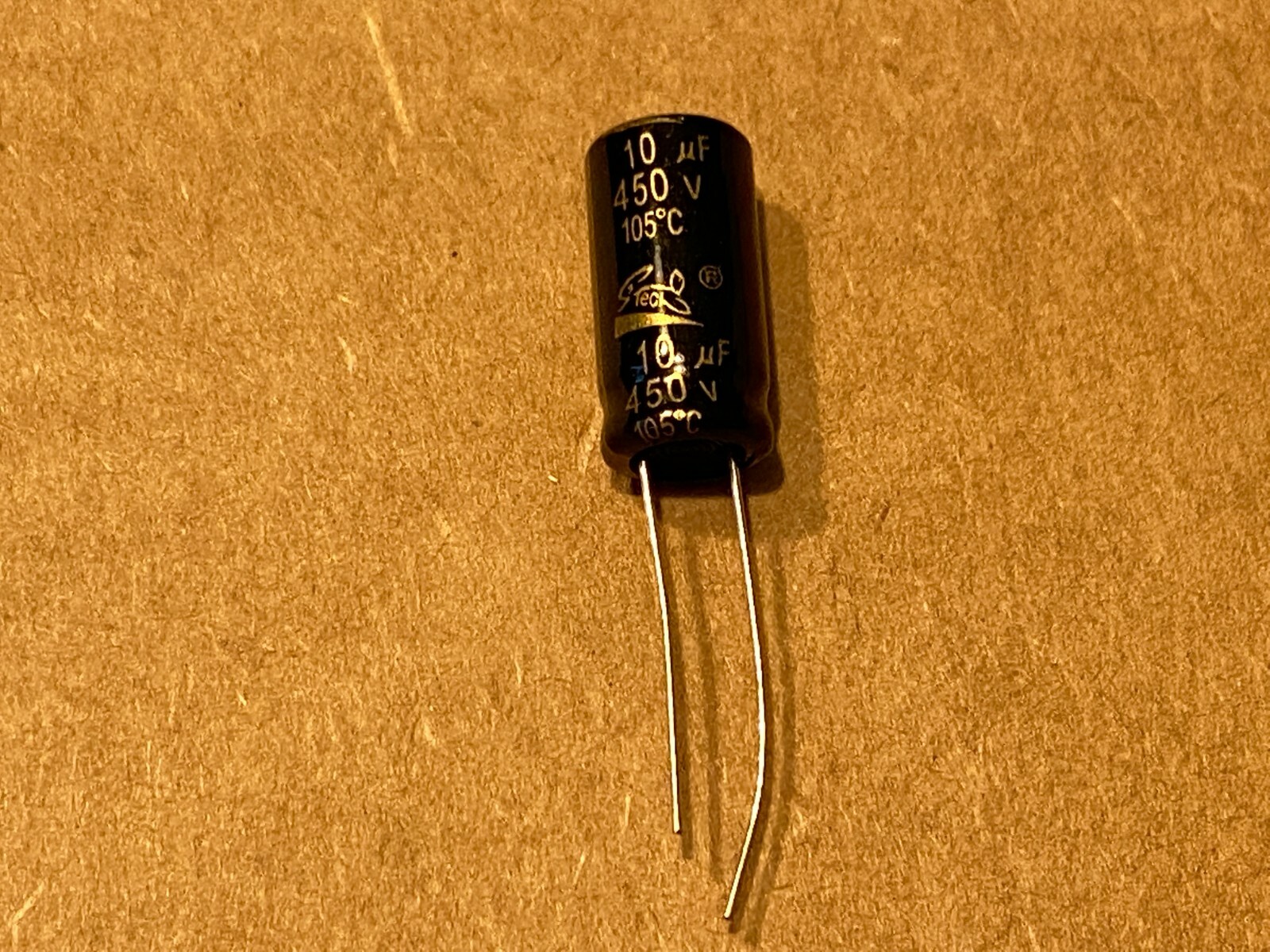 New 450v Radial Capacitors 4.7 10 16 22 33 40 47 68 100 uf Tube Amp Radio Repair
