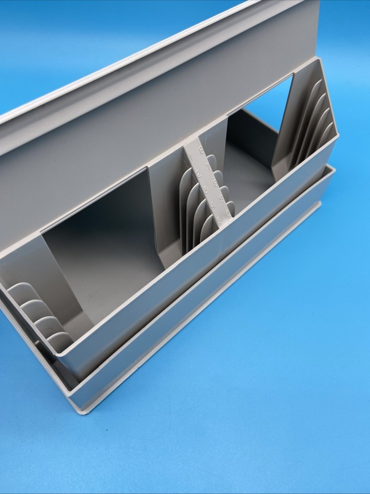 Vintage Grey Micro Disk Library Case / 10 - 3.5" Floppy Disk Stora