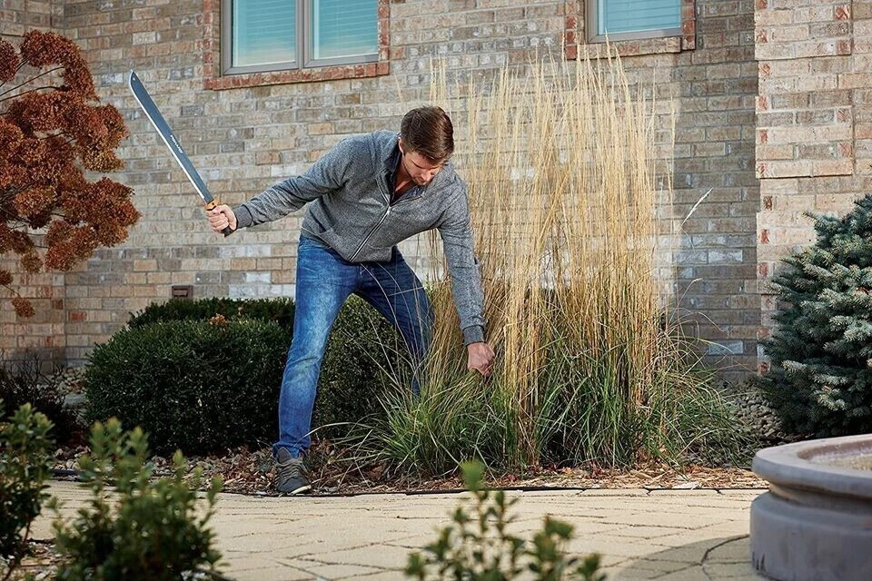 Machete 22 inch Fiskars bush machete
