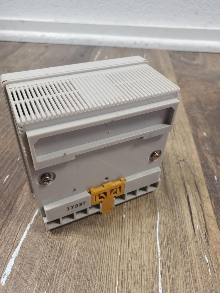 W64 ♻ Omron H5L-A Digital Time Switch ♻