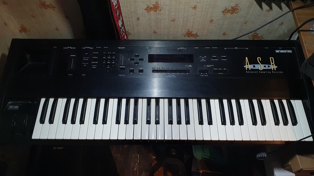 Ensoniq ASR10 Sampling Keyboard