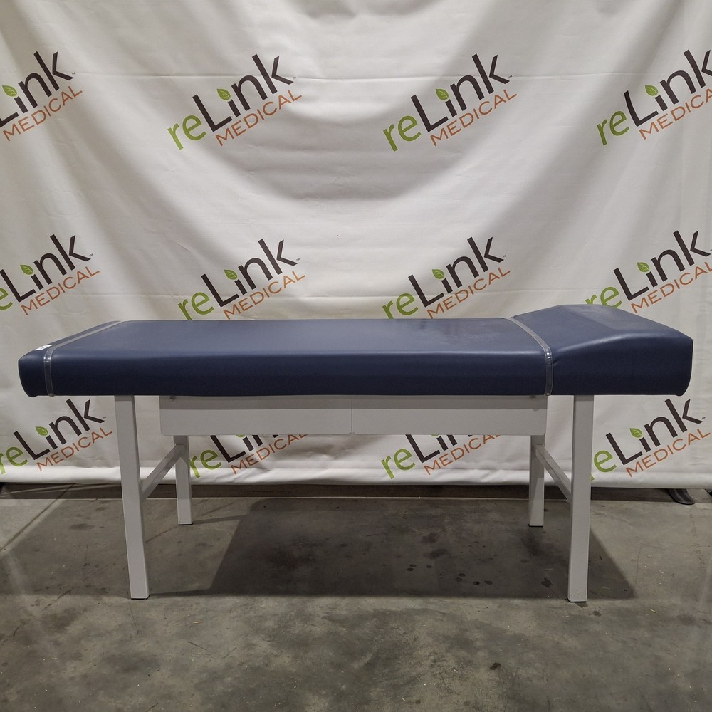Midmark 203 Treatment Table
