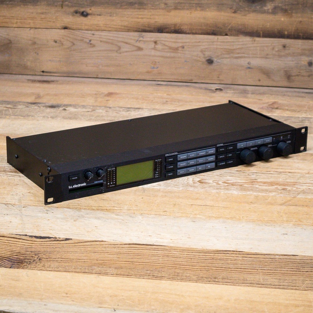 TC Electronic FireworX Studio Effects Rack Processor Multi-Effects T.C. U280791