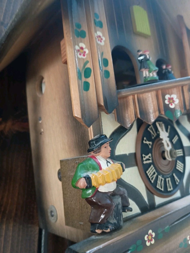 Black Forest Cuckoo Clock
