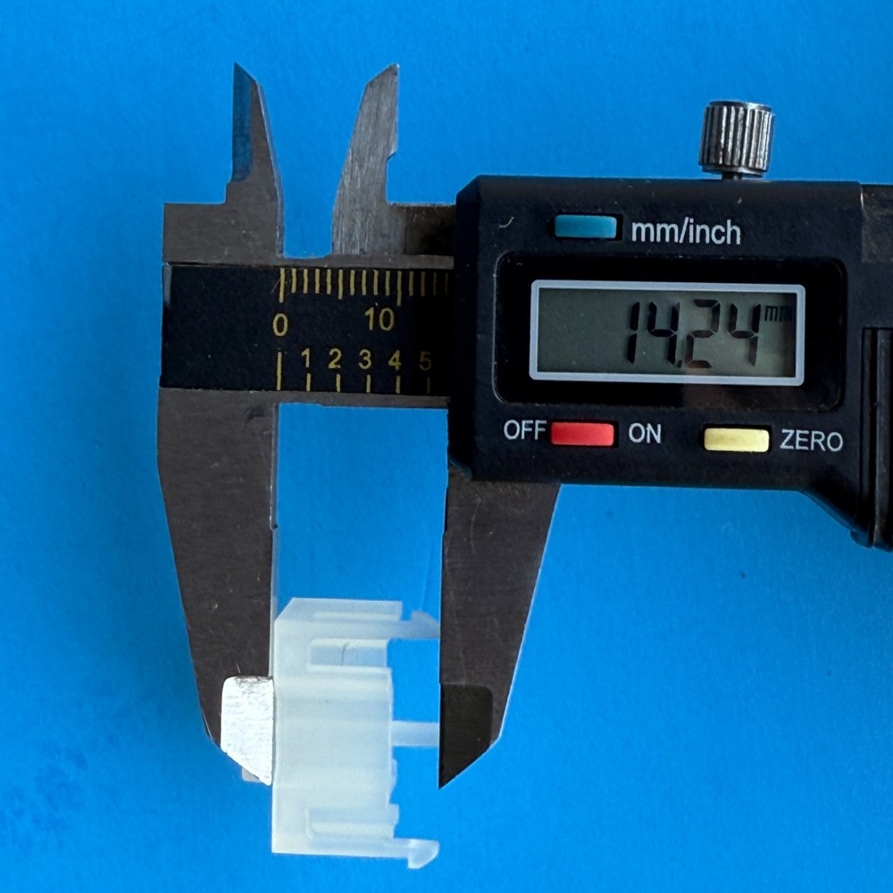 [FRS] AKAI APC40 MKI Ableton MIDI Controller Part: Clear Function Button Cap