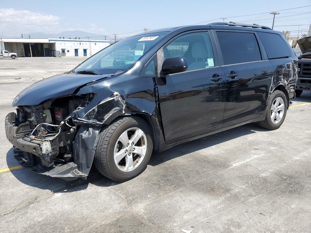 Used A/C Selector Switch fits: 2017 Toyota Sienna automatic temperature control