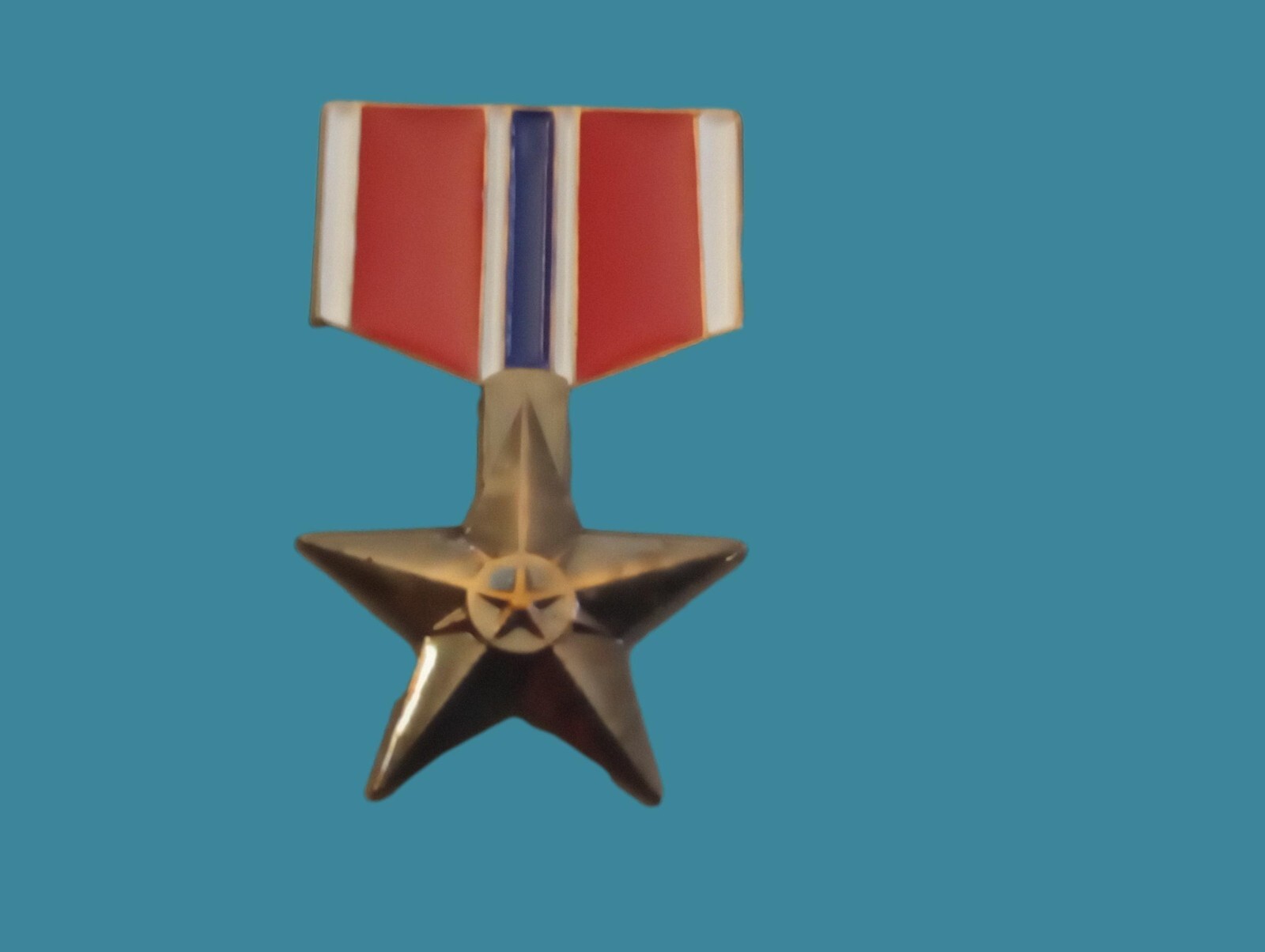 U.S MILITARY BRONZE STAR MEDAL HAT LAPEL PIN MINIATURE SIZE 1 1/8"